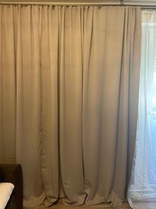 heimtexland ® 2 Stück Thermo Verdunkelungsvorhänge Sonnenschutz Kälteisolierung Verdunkelungsgardinen Kräuselband Vorhang Typ139 Schoko HxB 245 x 135 cm Kunden-Foto 1