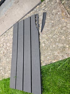LZQ 60 Stück 30x60cm WPC Fliese, 10,8qm Balkonfliesen Klickfliese Garten Terrassenfliesen Balkon, Braun Kunden-Foto 4