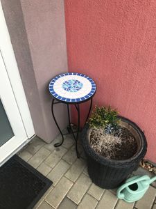 tectake® Balkontisch Stahl, Mosaik und Zement 30 x 30 x 61,5 cm Kunden-Foto 1