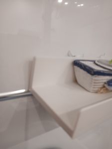 Wandregal Ohne Bohren Schweberegal Weiss 27cm 3er Pack für Büro Bad Küche Schlafzimmer Hängeregal Küchenregal Wall Shelf Kunden-Foto 2