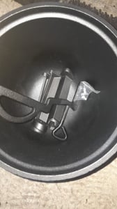 HAGE Dutch Oven : marmite à goulasch en fonte avec couvercle et pieds, 4 L Photo du client 3