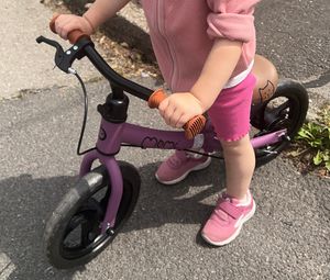 MoMi BREKI – 12 Zoll Kinder Laufrad mit Handbremse & EVA-Reifen, höhenverstellbar ohne Werkzeug, fördert Gleichgewicht & Motorik – Blau Kunden-Foto 1