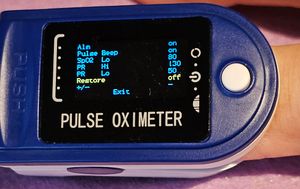 Pulsoximeter für den Finger zur Pulsmessung und Sauerstoffsättigung FÜR DEN FINGER Kunden-Foto 8