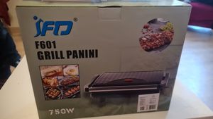 Kontaktgrill Elektrogrill Elektrischer Grillplatte Sandwichmaker Tischgrill Panini Grill Antihaftbeschichtete Platten Elektro Grill 750W Retoo Kunden-Foto 4