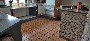 LARS360 2,5 m² PVC podlaha Vinylová podlaha Smoke Grey Samolepicí dlaždice s efektem dřeva Vinylové dlaždice click systém pro podlahové vytápění | 91,44 cm x 15,24 cm x 2 mm | 18 kusů Fotografie od zákazníka č. 2