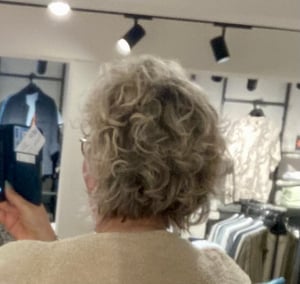 PREMIUM Papilotten natáčky – 42 kusů pro jemné a přirozené kudrlinky! Vhodné pro velké i malé kudrlinky přes noc, flexibilní tyčinky, vícebarevné Fotografie od zákazníka č. 1