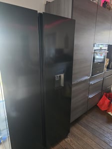 PKM SBS444EIXWD Side by Side Kühl-Gefrierkombination, 439 L, 2-türig mit Wasserspender, NoFrost, Display mit Touch Control, Inox Design Kunden-Foto 5