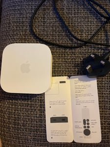 Apple TV 4K - 64 Go - 3e génération - Noir Photo du client 1