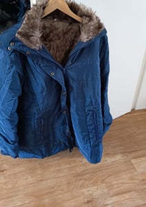 Dámský kabát zimní bunda prošívaná bunda s odnímatelnou kapucí kabát se zipem softshellová bunda kožešinový límec trenčkot Fotografie od zákazníka č. 1