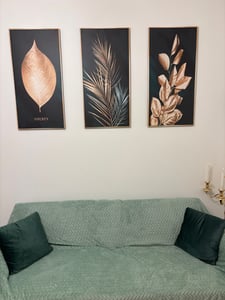 Bild 120x80 cm gerahmt grüner Hintergrund und goldene Blätter  Bilder auf Leinwand Markenware Kunstdrucke 4414 Kunden-Foto 1