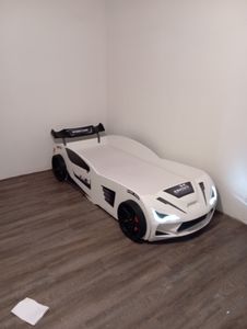 Autobett Kinderbett 'Rio' 90x200 Carbon mit LED Leuchte inkl.Lattenrost, Farbe wählen:Weiß Kunden-Foto 1