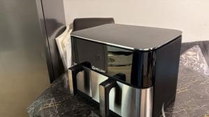 WELLENT XXL Heißluftfritteuse 11L Dual Zone, Airfryer 2600W mit 2 Körben, 10 Programme,LED Touch – 80-200°C – Spülmaschinenfest – Ohne PFAS Kunden-Foto 7