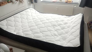 Materac DEWINNER 160 x 200 | Grubość 22 cm | Wysoka gęstość | Średnia twardość | Materac dla 2 osób | Oddychający i wolny od roztoczy Zdjęcie produktu od klienta nr 2
