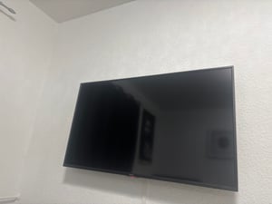 Samsung AU7170, 190,5 cm (75"), 3840 x 2160 Pixel, LED, Smart-TV, WLAN, Grau Kunden-Foto 1