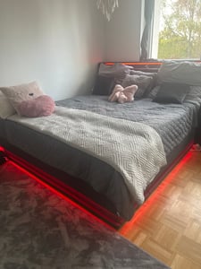 Flieks gestoffeerd bed 160x200 cm met ladefunctie (USB & Type-C), eenpersoonsbed/tweepersoonsbed met opbergruimte en LED-verlichting, hydraulisch boxspringbed, PU, wit Klantenfoto 7