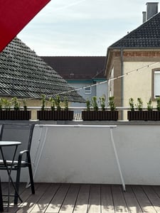 4x Blumenkasten 60 cm Blumentopf mit Halterungen Pflanztopf Wasserstandsanzeiger Balkonkasten Pflanzkästen Braun Kunden-Foto 3