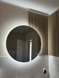 SensaHome - Okrúhle kúpeľňové zrkadlo bez rámu s LED osvetlením - stmievateľné - Nástenné zrkadlo - 60 cm Fotografia od zákazníka č. 1