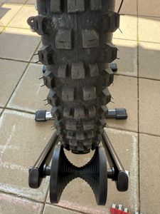 ROCKBROS Fahrradständer Bodenstabiler Faltbar Hinterradständer für 20-29'' MTB Rennrad Schwarz Doppelstab Kunden-Foto 1