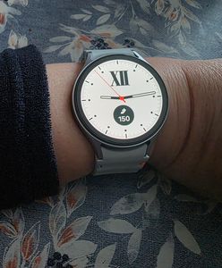 Samsung L315 Galaxy Watch 7 44 mm LTE argenté Bluetooth Smartwatch Photo du client 4