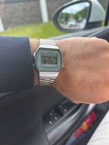 Casio A168WA-3AYES Vintage Digital Uhr Hellgrau Uni Kunden-Foto 1