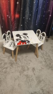 Disney Set Classic Mickey Kindersitzgruppe Tisch Mit Stühlen Beige  Beige One Size Kunden-Foto 1
