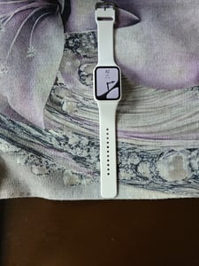 Smart-Armband Xiaomi Smart Band 10 Pro, AMOLED 1.74" Display, 5ATM, 150 Sportmodi, Schlafberwachung, Sauerstoffsensor, Bis zu 21 Tage Akkulaufzeit, Grau Kunden-Foto 1