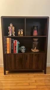 Highboard 'Lukkodso' Kommode 103 x 80 x 28 cm Sideboard mit 2 Türen und 5 Fächern Walnussoptik Kunden-Foto 1