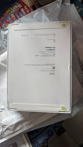 Apple iPad Air, 33 cm (13"), 2732 x 2048 Pixel, 128 GB, 8 GB, iPadOS 18, Grau Kunden-Foto 12