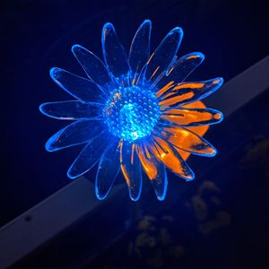 4er Set LED Solar Erdspieß mit Farbwechsel (Schmetterling, Libelle, Blume, Kolibri) Solarleuchte Dekoleuchte Solar-Figur Kunden-Foto 2