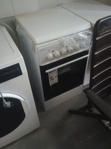 Exquisit ECM 6-4 BZ Elektro-Standherd | Glaskeramik | 4 Kochstellen | Bräter-u. Zweikreiszone | Grill | Umluft | Inox Kunden-Foto 1