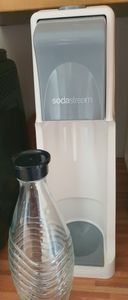 SodaStream Glaskaraffen gut, aber zum SodaStream passt nicht.