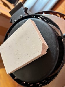 SucceBuy Four numérique de fusion de l'or avec creuset en céramique de 3 kg, four de fusion électrique 1350 W max. 1150 ℃, appareil de fusion du métal pour la fabrication de bijoux, de lingots métalliques et de pièces métalliques, noir Photo du client 1