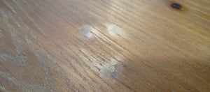 Tribesigns Runder Couchtisch Massivholz, 80 cm, zwei Ablageflächen, das Wohnzimmer, im Landhausstil, braunes Massivholz mit natürlicher Maserung Kunden-Foto 3