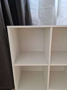 COSTWAY Bücherregal aus Holz, Bücherschrank mit 4 Fächern, Würfelregal mit Kippschutz-Set, Standregal, Aufbewahrungregal 60 x 30 x 60 cm, Weiß Kunden-Foto 2