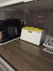 Duży Chlebak Metalowy Z Deską Pojemnik Na Pieczywo Chleb Czarny Bambusowy Zdjęcie produktu od klienta nr 1