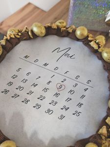 Burnaway Cake Set - Kalender Geburtstag rund 20cm Kunden-Foto 1