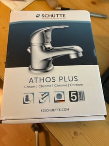 SCHÜTTE ATHOS PLUS, Waschtischarmatur mit Zugstange, Wasserhahn Bad mit Ablaufgarnitur Chrom Kunden-Foto 1