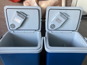 tillvex Koelbox, elektrisch, 32 liter, mini-koelkast 230 V en 12 V, voor auto, camping, koelt en verwarmt, met eco-modus (blauw) Klantenfoto 2