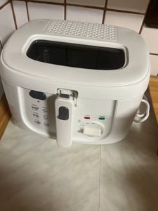 DESKI 1800 Watt 2,5 Liter Fritteuse weiß 613-400470 Kunden-Foto 1