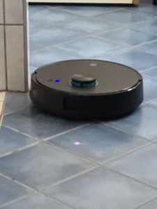 Robot aspirapolvere a secco TU20UL 8000 Pa di potenza di aspirazione, robot aspirapolvere con stazione di aspirazione 4L, 200min, rilevamento laser degli ostacoli supportato da AI Foto del cliente 12