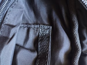 ROYALZ "Oregon" Leder Umhängetasche Herren Klein – Kompakte Echtleder Herrentasche Vintage, Kleine Schultertasche Herren, Crossbody Bag Leder, Messenger Bag Männer Kunden-Foto 3