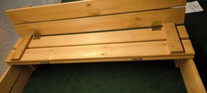 KOTARBAU® Sandkasten mit Abdeckung 120x120 cm Sandkiste aus Holz mit Deckel & Sitzbänken Gartenspielzeug für Kinder mit Sandkastenvlies Natürlich Kunden-Foto 3