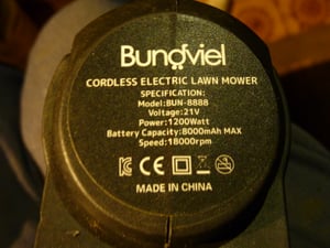 Tondeuse à gazon sans fil 1200 W avec 2 batteries 4000 mAh 21 V, moteur sans balais Tondeuse à gazon Débroussailleuse avec batteries et chargeur Photo du client 3
