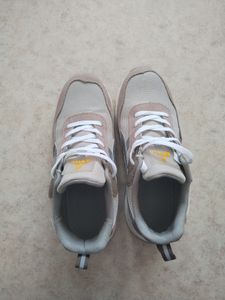 Arbeitsschuhe Stahlkappenschuhe Herren Leichtgewichtige Sicherheitsschuhe Atmungsaktive Anti-Rutsch Arbeitsschuhe Kunden-Foto 8