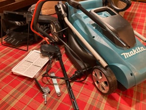 Makita Electric mower MAKITA ELM3720 Kunden-Foto 1
