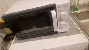 starQ N720W / MM720CUK Mikrowelle, Weiß, 700 Watt, 20 l Volumen Kunden-Foto 2