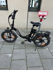 HillMiles E Bike, E-Bike Klapprad mit 36V 13Ah Akku bis zu 80-100km, 20 *3.0 Zoll, 7-Gang SHIMANO, 250W Motor & 25km/h MilePort 1 Kunden-Foto 29