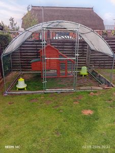 XMTECH Poulailler 3x4m métal Enclos libre Enclos libre, poulailler petits animaux, cadre en acier galvanisé avec toit en PE, rehausse arquée Photo du client 5