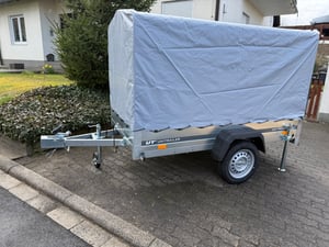 Gartenanhänger 230 Kipp Mit Stützrad, H-1100 Rahmen Und Blauer Abdeckung Kunden-Foto 9