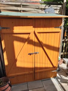 Mucola Gerätehaus Geräteschuppen Gartenschrank Geräteschrank XL Holz Gartenhaus Schuppen Garten Stauraum Haus Schrank - Braun Kunden-Foto 2